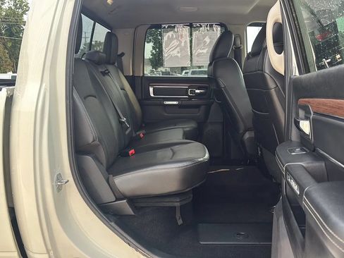Used 2016 RAM 2500 Laramie w/ Snow Chief Group AWD/4WD image 17