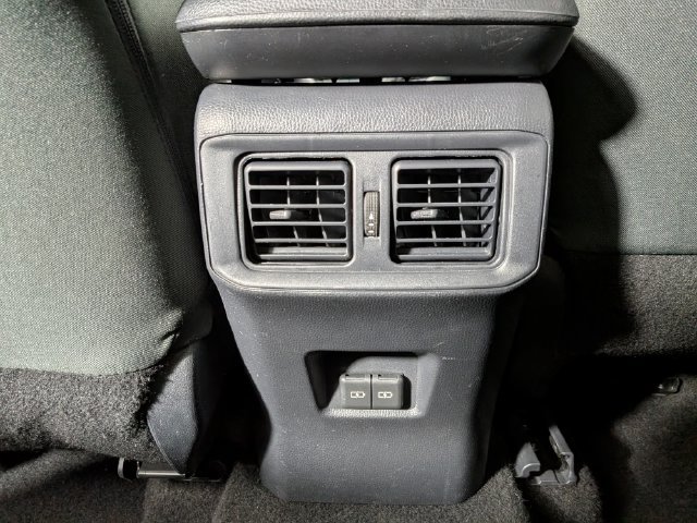 Used 2025 Toyota RAV4 XLE FWD image 24