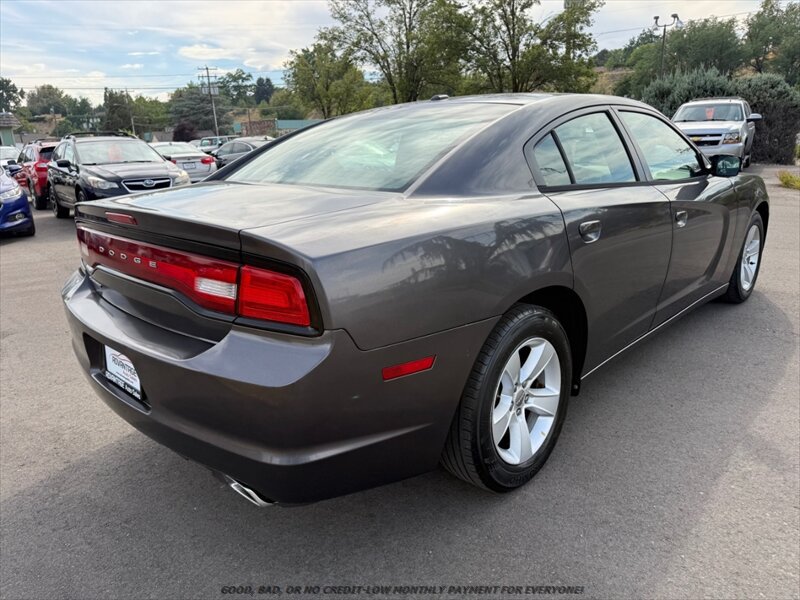 Used 2013 Dodge Charger SXT RWD image 7