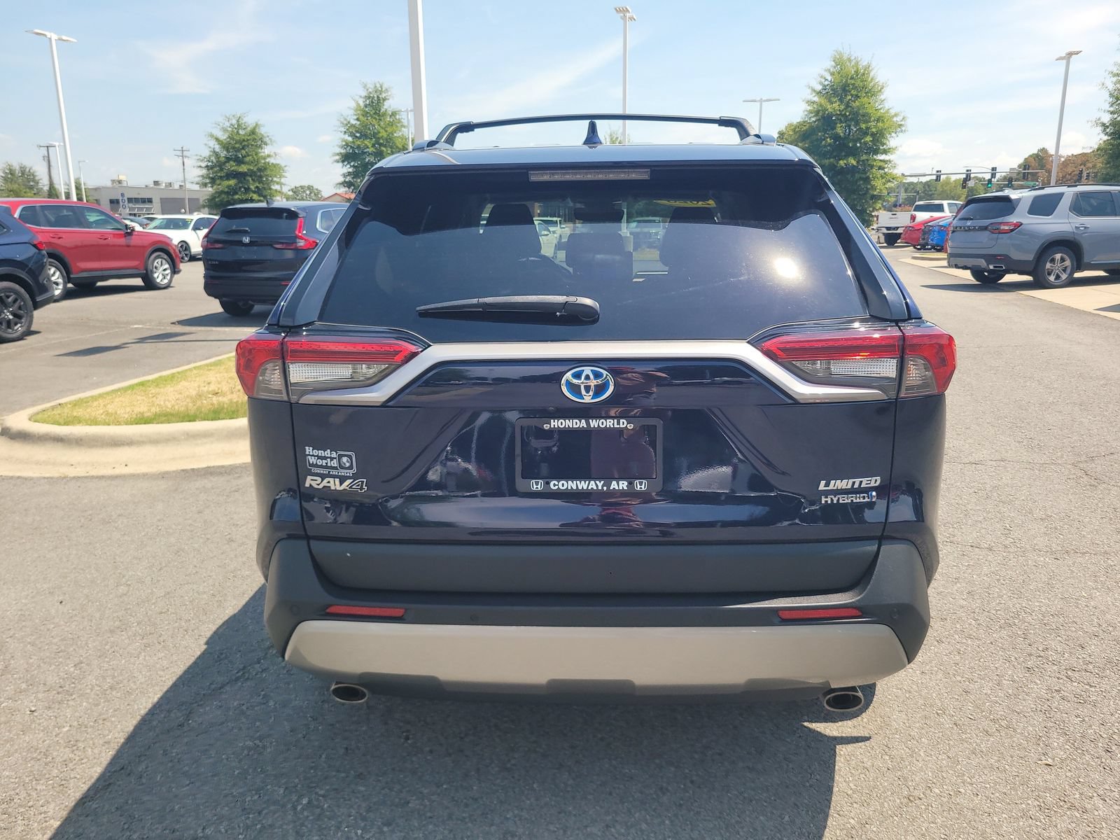 Used 2023 Toyota RAV4 Limited AWD/4WD image 4