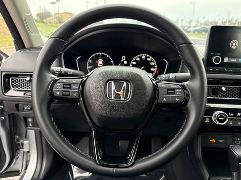 Certified 2023 Honda Civic EX image 18