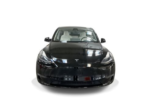 Certified 2023 Tesla Model Y Long Range AWD/4WD image 2