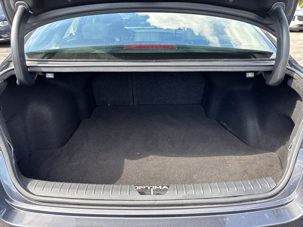 Used 2018 Kia Optima S w/ Panoramic Sunroof Package FWD image 12