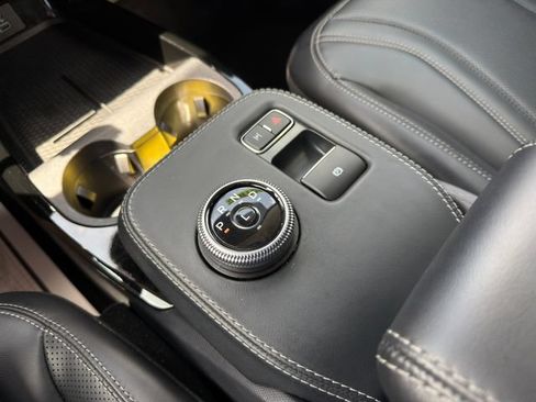 Used 2022 Ford Mustang Mach-E Premium RWD image 38