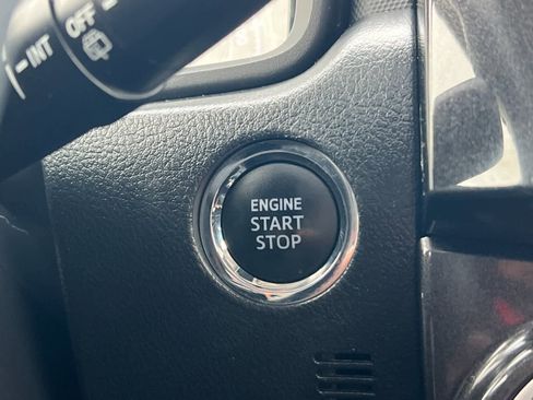 Used 2021 Toyota 4Runner Venture w/ Moonroof Package image 24