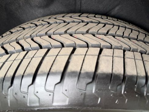 Used 2025 Honda Prologue EX image 36