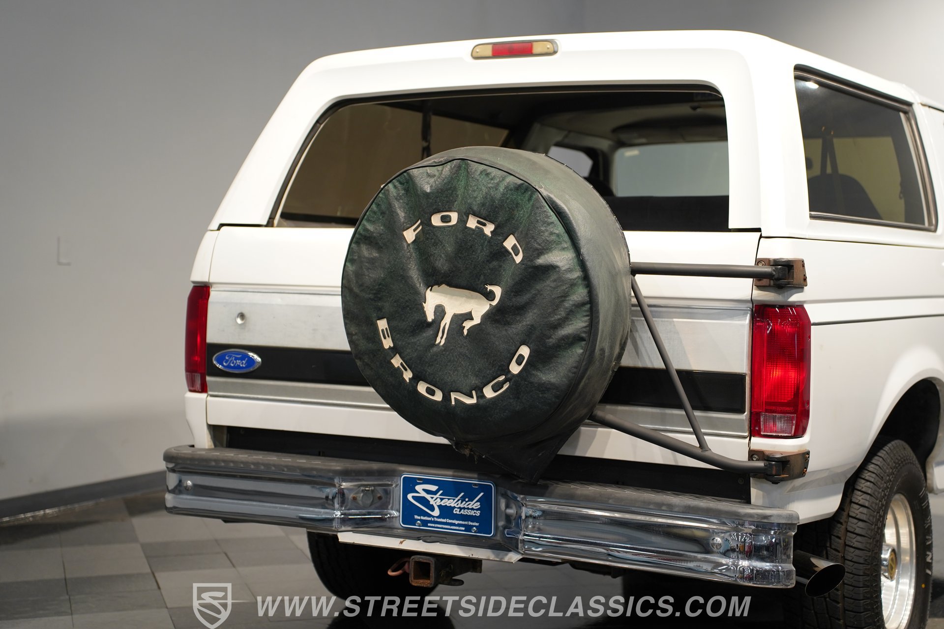 Used 1995 Ford Bronco XLT AWD/4WD image 27