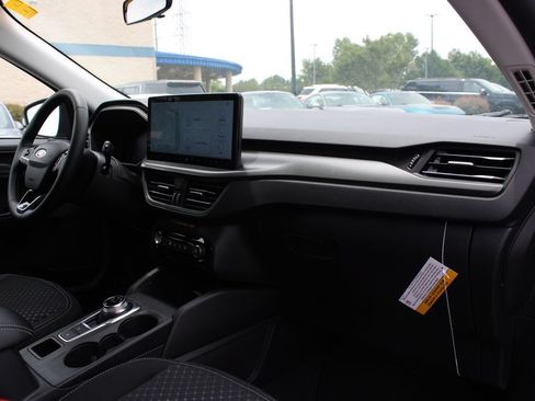 New 2026 Ford Escape Active w/ Tech Pack #1 FWD image 8