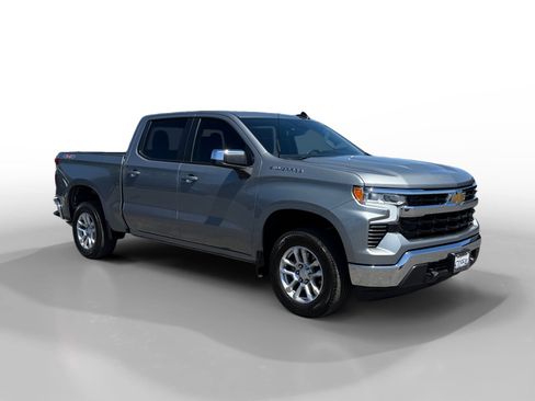 Used 2024 Chevrolet Silverado 1500 LT AWD/4WD image 7