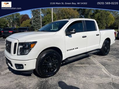 Used 2019 Nissan Titan SV w/ SV Convenience Package