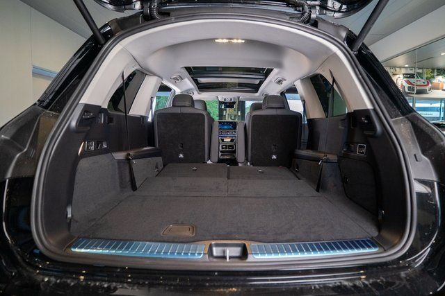 Certified 2026 Mercedes-Benz GLS 450 4MATIC image 37