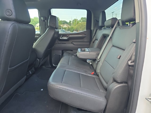 Used 2025 GMC Sierra 1500 SLT RWD image 11