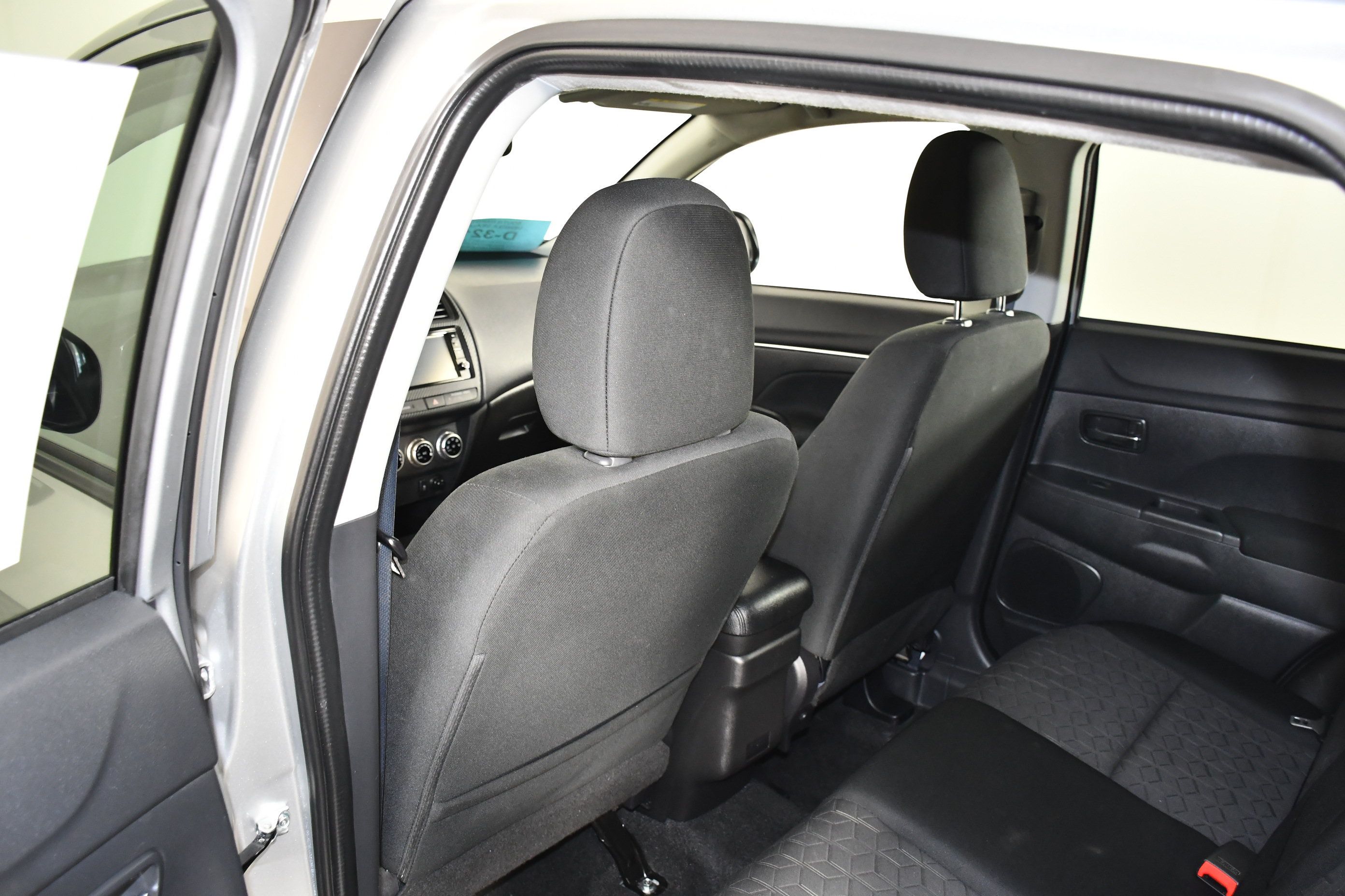 Used 2024 Mitsubishi Outlander Sport SE AWD/4WD image 44