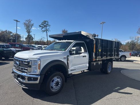 New 2025 Ford F550 4x4 Regular Cab Super Duty image 8