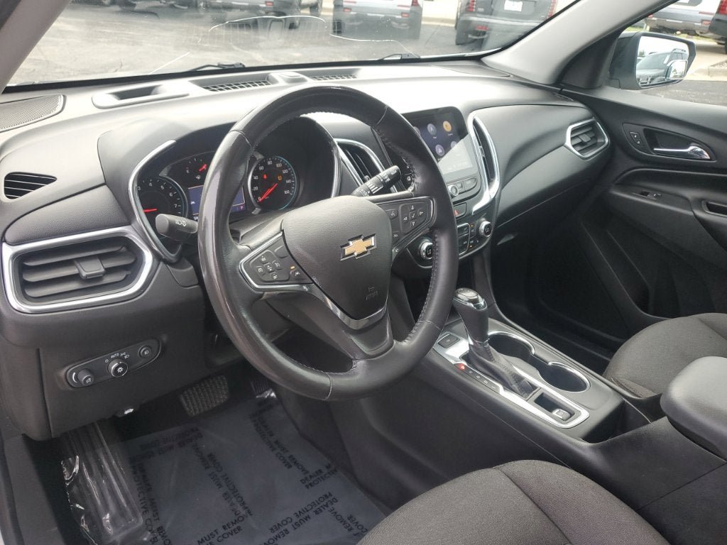 Used 2020 Chevrolet Equinox LT FWD image 13