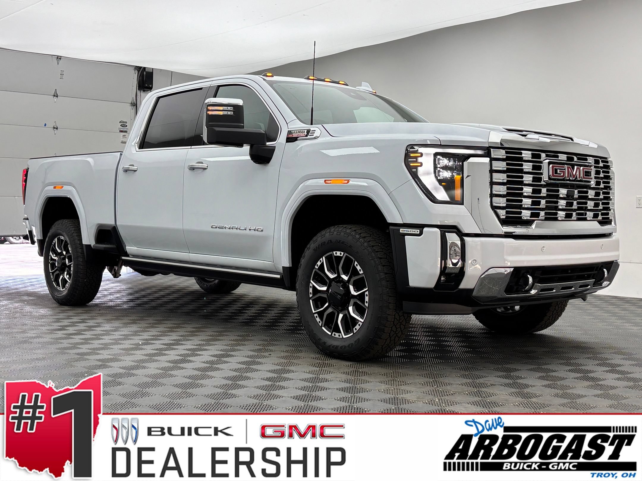 New 2026 GMC Sierra 3500 Denali AWD/4WD image 1