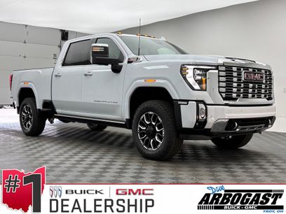 New 2026 GMC Sierra 3500 Denali w/ Denali Reserve Package