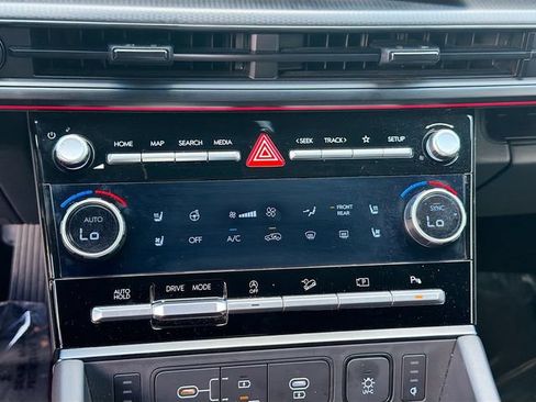 Certified 2024 Hyundai Santa Fe Calligraphy FWD image 14