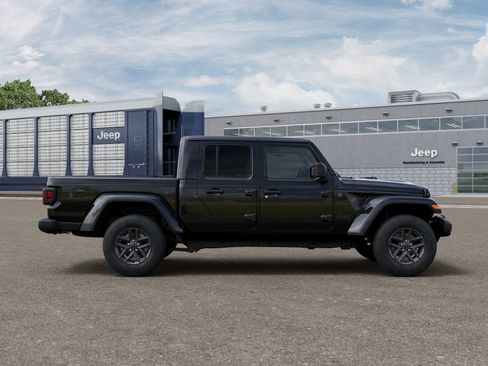 New 2026 Jeep Gladiator Sport AWD/4WD image 48