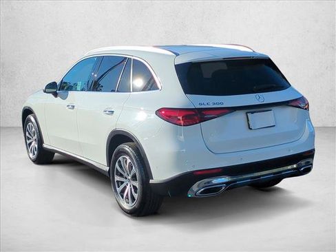 Certified 2025 Mercedes-Benz GLC 300 image 10