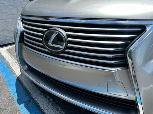 Used 2017 Lexus LS 460 image 5