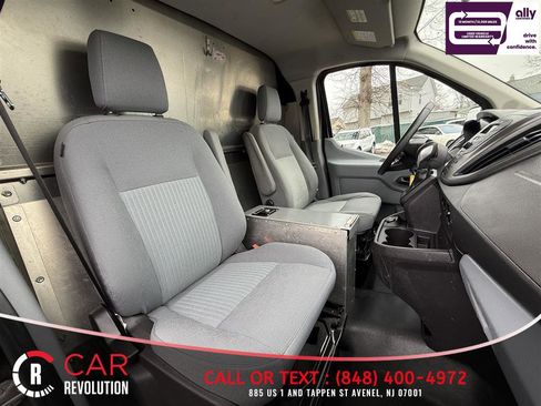 Used 2019 Ford Transit 250 130 Low Roof image 24