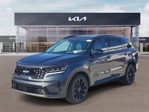Certified 2023 Kia Sorento SX image 3