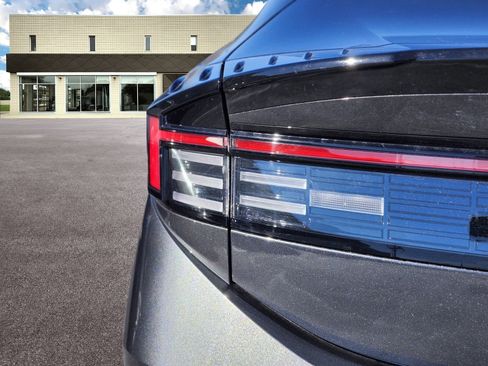 New 2026 Hyundai Sonata Limited image 9