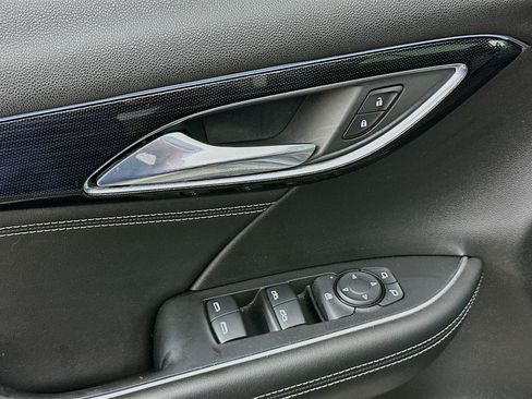 Used 2023 Buick Envision Preferred image 15