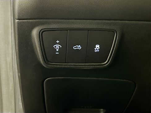 Used 2023 Hyundai Santa Cruz Limited image 10