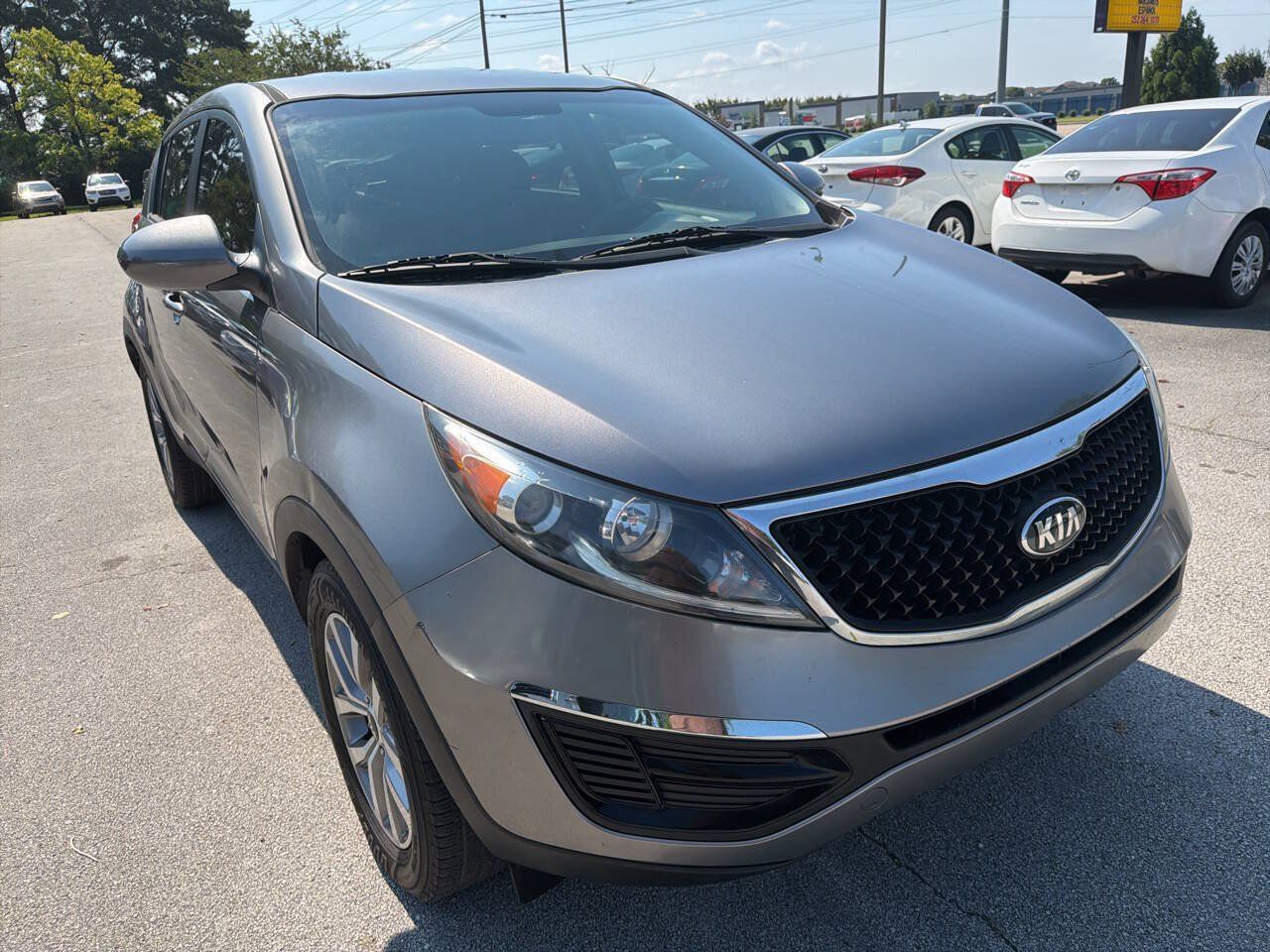 Used 2015 Kia Sportage LX FWD image 3