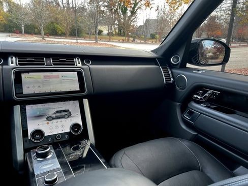 Used 2019 Land Rover Range Rover Supercharged image 30