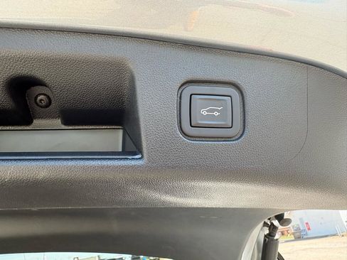 Used 2024 Chevrolet Blazer EV RS RWD image 65