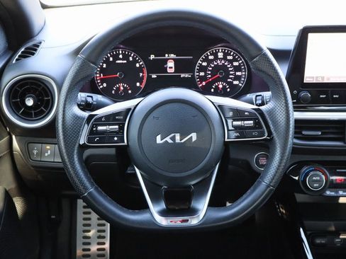 Used 2023 Kia Forte GT-Line image 12