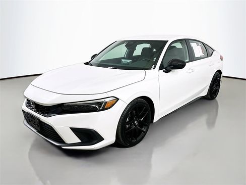 Used 2024 Honda Civic Sport image 3