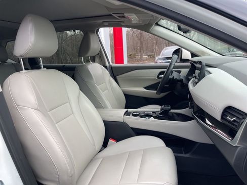 Certified 2023 Nissan Rogue SL w/ SL Premium Package image 19