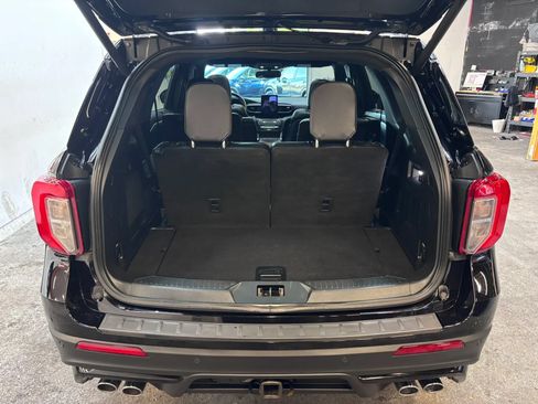 Used 2020 Ford Explorer ST w/ ST Street Pack AWD/4WD image 27