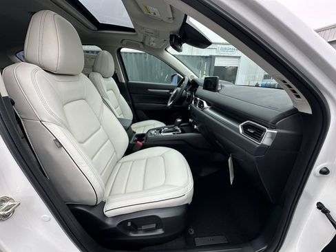 New 2025 MAZDA CX-5 AWD 2.5 S w/ Preferred Package image 30