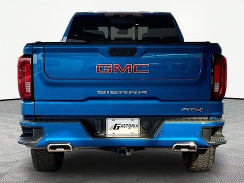 Used 2023 GMC Sierra 1500 AT4 w/ AT4 Premium Package AWD/4WD image 6