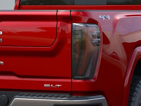 New 2025 GMC Sierra 2500 SLT w/ SLT Premium Package image 11