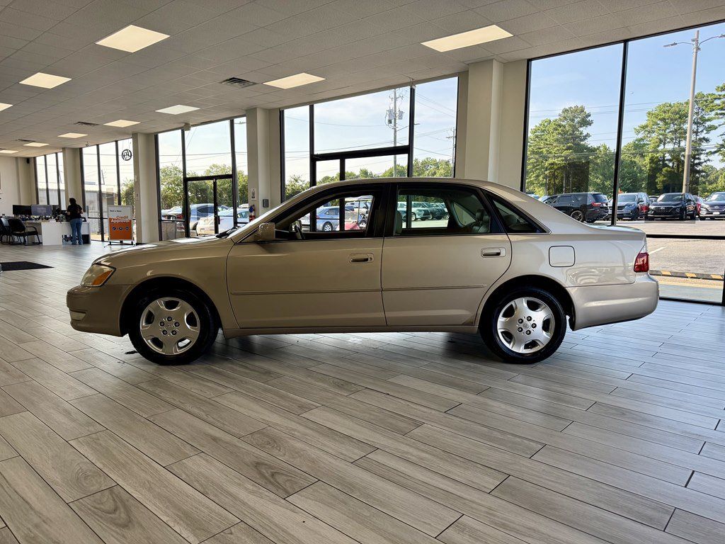 Used 2004 Toyota Avalon XLS FWD image 4