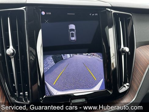 Used 2023 Volvo XC60 B5 Plus AWD/4WD image 27