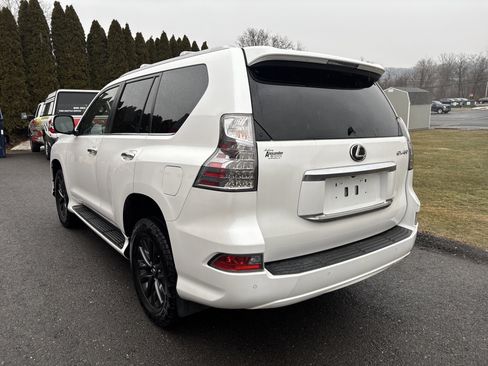 Used 2020 Lexus GX 460 Premium w/ Premium Package image 6