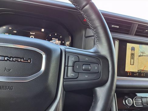 Used 2023 GMC Yukon XL Denali Ultimate w/ LPO, Floor Liner Package image 35