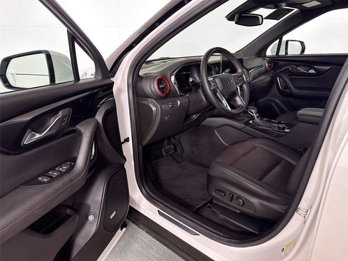 Used 2024 Chevrolet Blazer RS AWD/4WD image 3