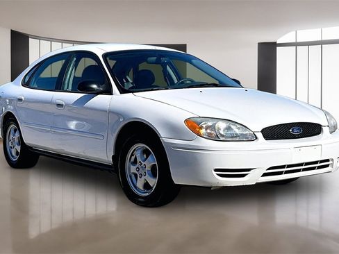 Used 2007 Ford Taurus SE image 9