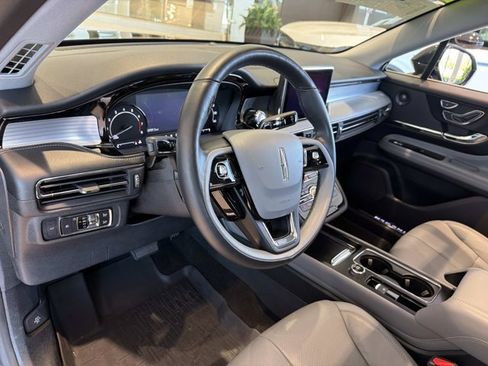 Certified 2020 Lincoln Corsair Reserve FWD image 16