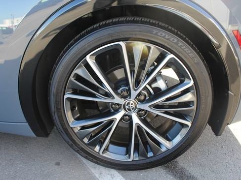 Certified 2026 Toyota Prius XLE FWD image 9