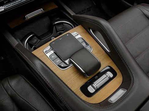 Used 2020 Mercedes-Benz GLE 450 4MATIC image 24