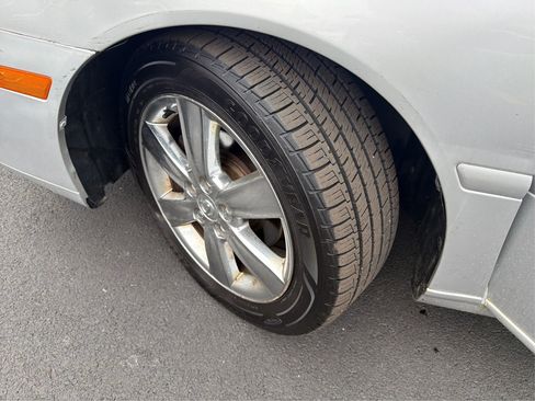 Used 2005 Lexus ES 330 image 24